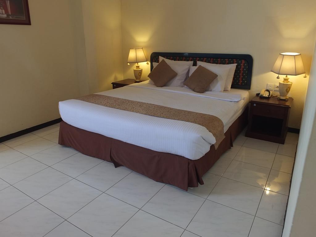 Jepara Indah Hotel Cameră foto