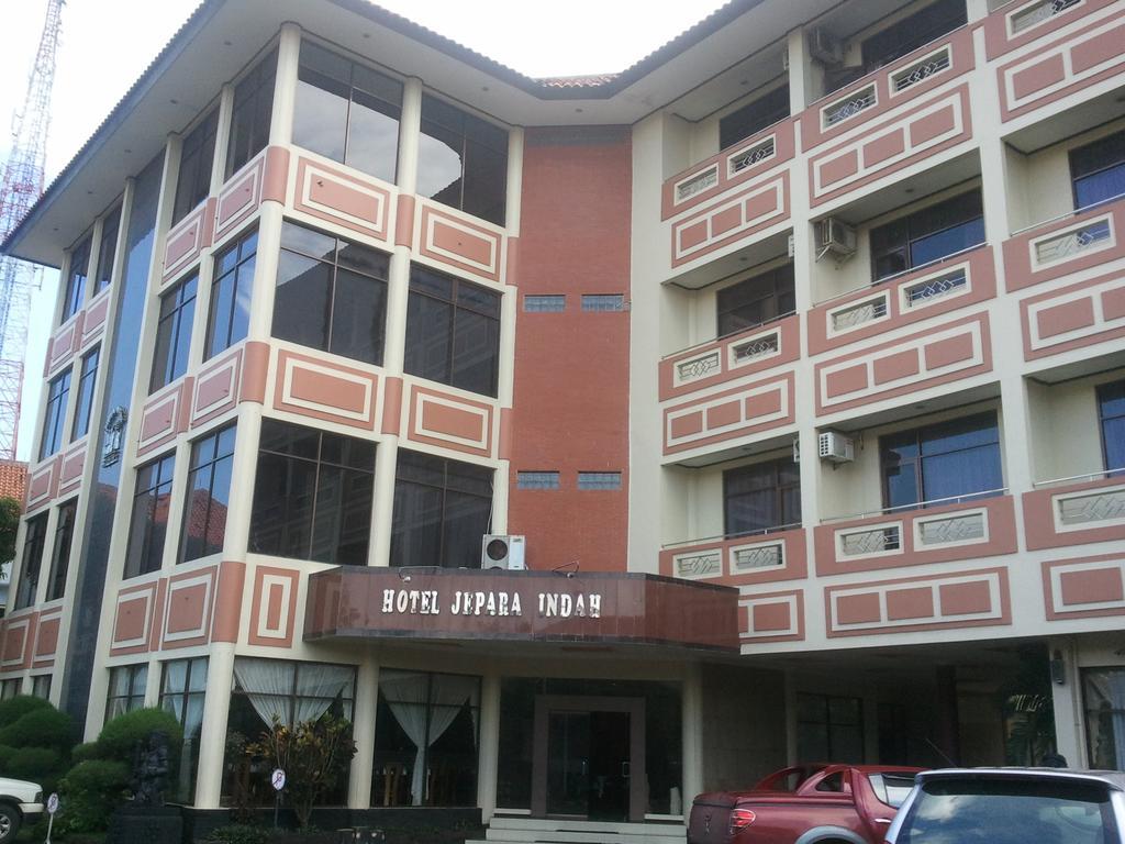 Jepara Indah Hotel Exterior foto
