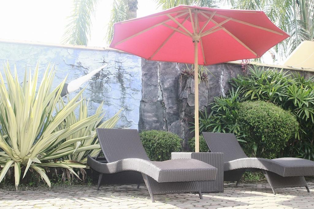 Jepara Indah Hotel Exterior foto